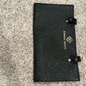 Kendra Scott jewelry folio case